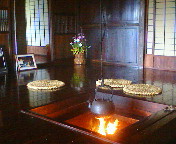 手をかざしてみれば。