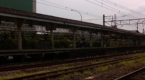 鶴見線　浜川崎駅ホーム