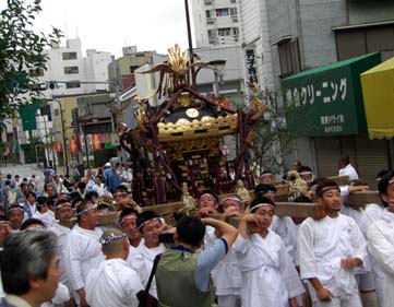 うちわ祭070720早朝・６