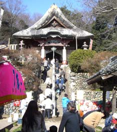 龍泉寺だるま市・４.JPG