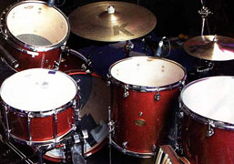 whity_drums.jpg