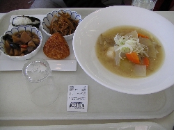 061202)lunch3.jpg