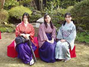 旧大佛邸の庭にて・・・