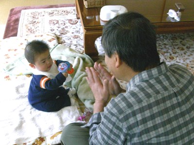 グランダのお相手をする駿さま