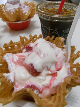 駿さまの栄養の元の元になるアイス