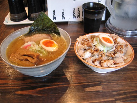 20110618_南天塩ラーメンとBUTA丼fT