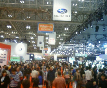東京モーターショー通路１