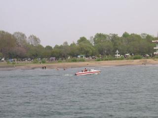 船に乗って見る国境05