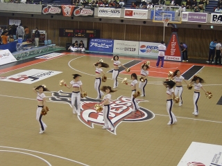 ハーフタイムダンス