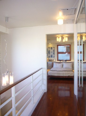 港北インター店２階廊下