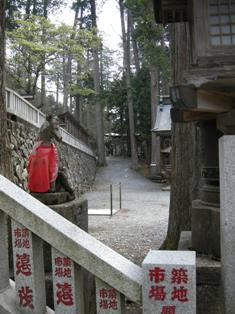 三峰神社３