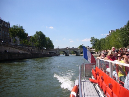 ボートからポンヌフ橋