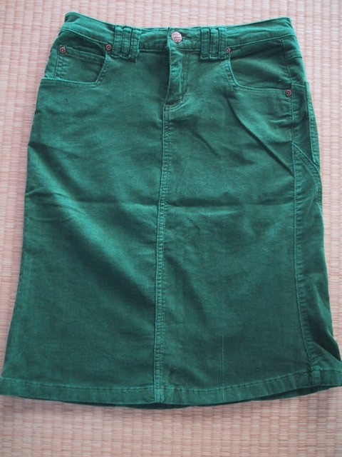 スカート１.JPG