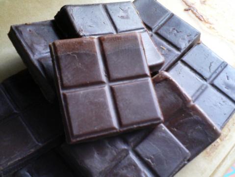 ナッツチョコレート石鹸　カット1.JPG