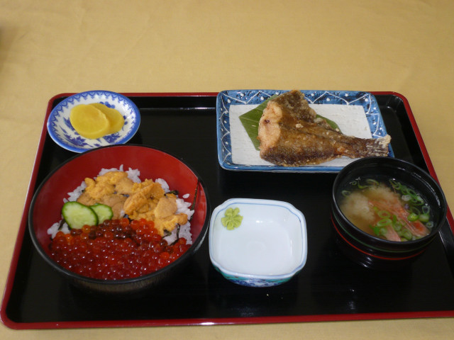 北海道ツーリング 羽幌うにいくら丼.jpg