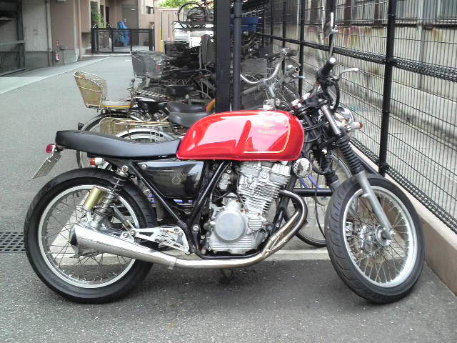 ＧＢ２５０クラブマン（駐輪場）