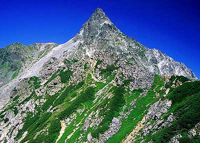 東鎌尾根から仰ぐ槍ヶ岳