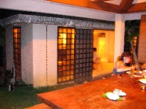 トンガトンガカフェ