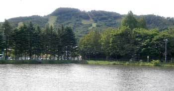 軽井沢の矢ヶ崎公園と池の写真