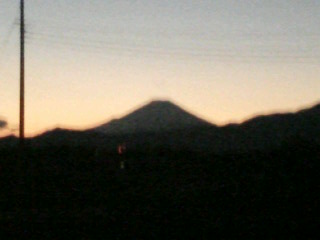 夕暮れの富士山２.JPG