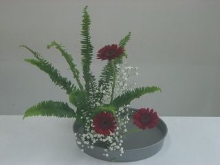 玉しだ、ガーベラ、かすみ草