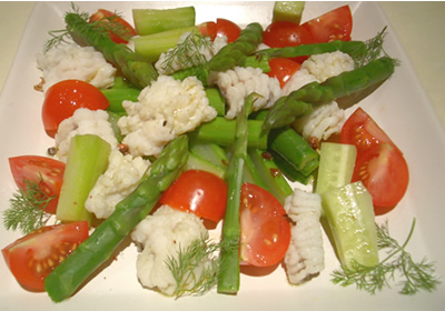 ハモの湯引きサラダ