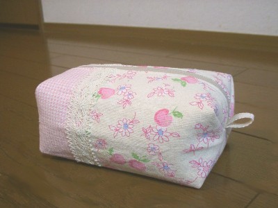 キャラメルポーチピンク