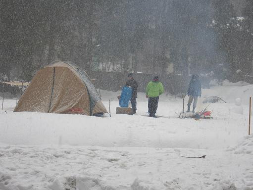 ２３．２雪中・吹雪.JPG