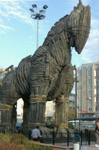 Trojan_horse_Canakkale.jpg