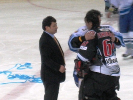 100328NPC-AHL石川を讃える087