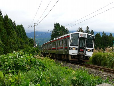 719系あかべぇ