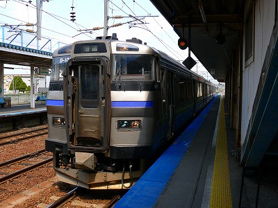 キハ201系普通列車