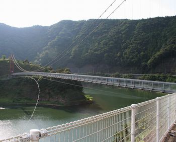 横から見てもスゴイんだけど・・・