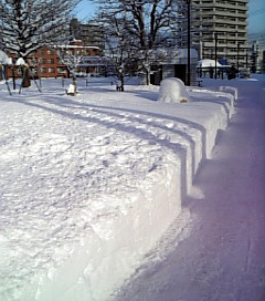 雪深い