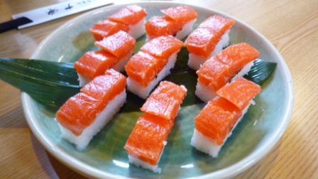 サーモン寿司