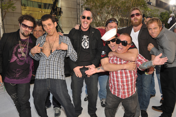 647_jackass-3d-cast-17395591.jpg
