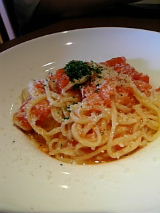 日本一の作り手と評判 加藤農園のフルーツトマトを使ったトマトソース生パスタ.jpg