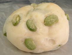 ずんだアンパン　１６０円.JPG