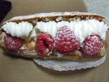 フランボワーズのシュー.JPG