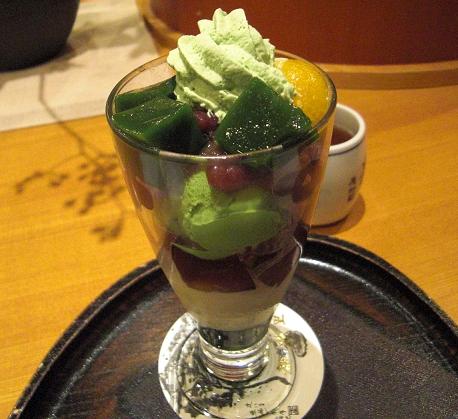抹茶パフェ.JPG
