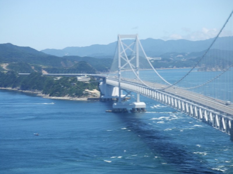 淡路海峡と渦潮.jpg