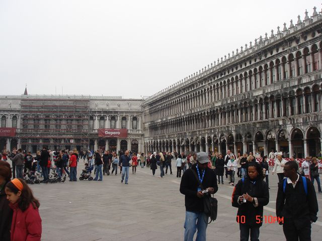 ヴェネチア　サンマルコ広場