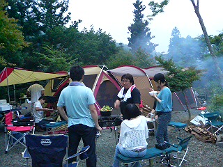 キャンプ風景