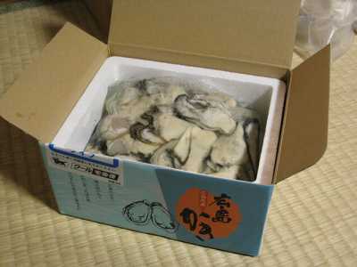 広島県：まるた海産の剥き牡蠣１キロ箱