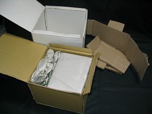 ケーキ皿の梱包１