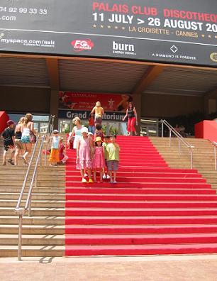 カンヌ　レッドカーペット