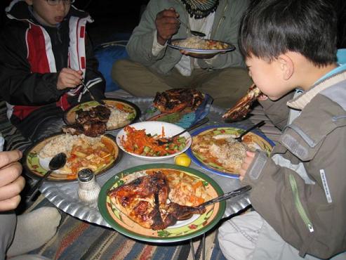 【ｴｼﾞﾌﾟﾄ】砂漠キャンプの夕食