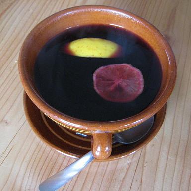 【シャモニ】プラン・ドゥ・レギュイーユ小屋のヴァン・ショー