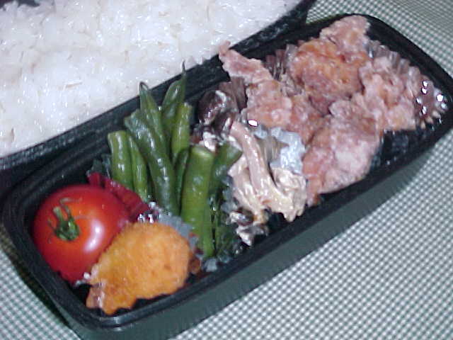 から揚げ弁当