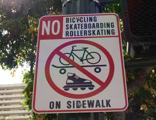 20100127roadsign3.jpg